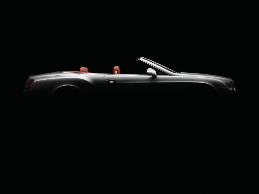 Эскиз Bentley Continental GTC Speed 2009 года  (фото 11 из 44)